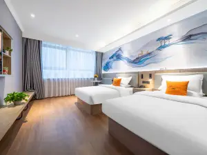 Jitai Zhenxuan Hotel (Shanghai Train Station North Square)