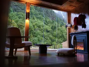 ZhiYu Guest House