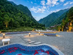 Xipan Hot Spring Resort Hotel