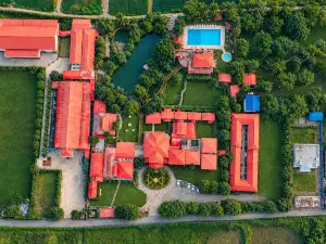 Dreamland Gold Resort & Hotel