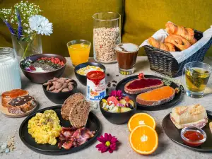 B&B HOTEL Toulon Ollioules