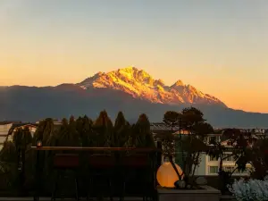 LiJiang Old Town Xiyu Shandu hotel, Free Coffee,Ice cube,Fitness Center,Self-service Laundry &Drying