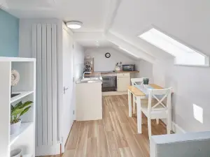 Host & Stay | Prospect Hill Apartments
