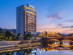 Meilun Boyue Hotel