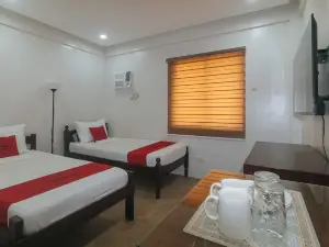 RedDoorz @ Davids Travellers Inn Cavite