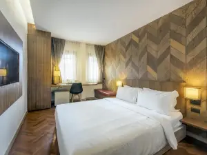 The Posh Phayathai