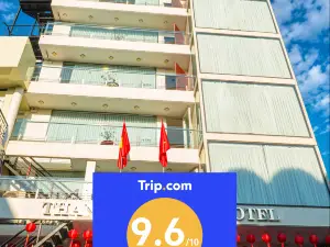 탄 릿 후에 호텔