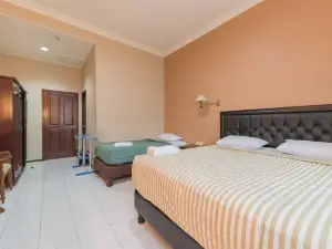 Hotel Ayong Linggarjati Kuningan Mitra RedDoorz