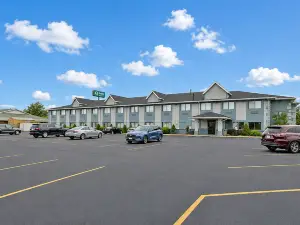 Saint Joseph Inn & Suites Benton Harbor Near I-94