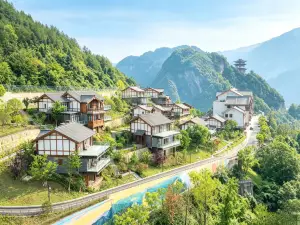 Yunzhong Mountain Villa Theme Hotel