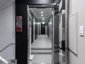 Via Jongno