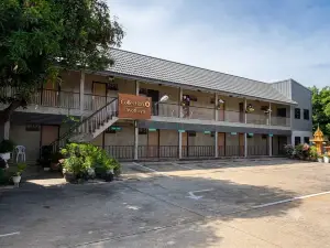 Collection O Ayothaya Hotel