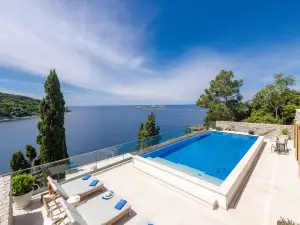 Villa Malo More