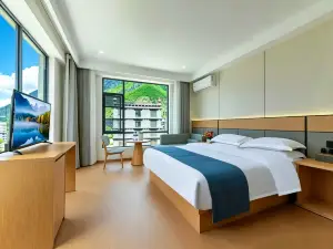 Four Seasons Oxygen-Rich Manor (Daocheng Yading Scenic Area)