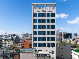 Aank Hotel Hongdae