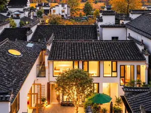 Hongcun Scenic Area Zhishu B&B