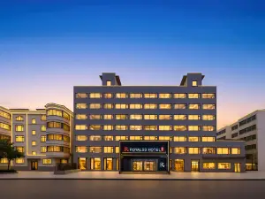 R ROYALSS HOTEL (Luohe Renmin Road Xintiandi Pedestrian Street Branch)