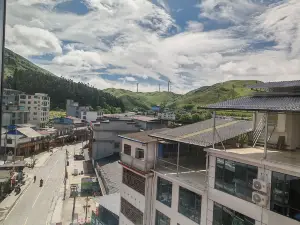 Yujian Mountain Residence Homestay (Nanshan Pasture)