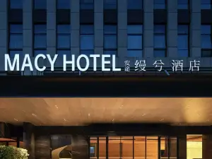 Auto Macy Hotel