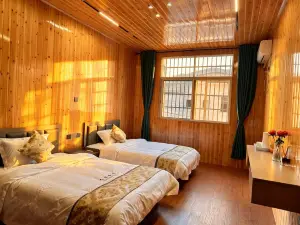 Feiyang Homestay (Longtan Ancient Town)