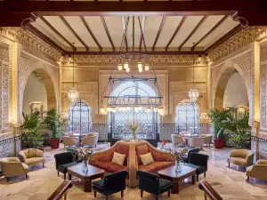 Alhambra Palace Hotel