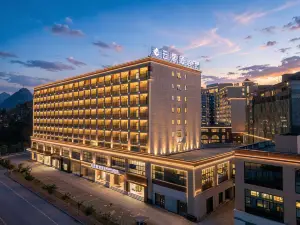 Yunju Hotel