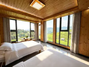 Congjiang Three Families · Field Panoramic Homestay (Jiabang Terraces)