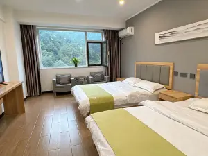 Chengde Aidu Self-service B&B