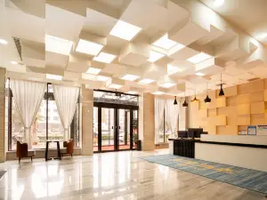 Huawei Hotel (Puyang Long-Distance Bus Station)
