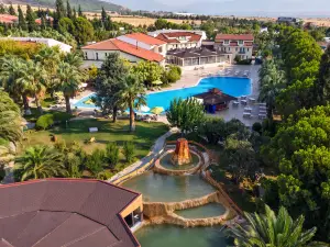 Lycus River Thermal Hotel