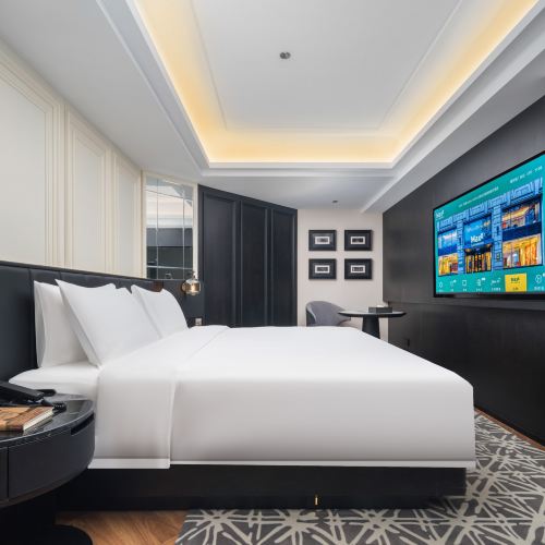 哈尔滨中央大街江景美仑美奂酒店