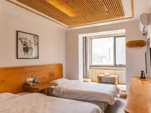 Wannian Chun Yixiang Rensheng Hotel (Dandong Station)