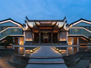 Canbeauty Resort and SPA Huashan Chongzuo