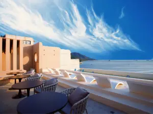 Zhina South China Sea View Hotel (Lingshui Nanwan Monkey Island Branch)
