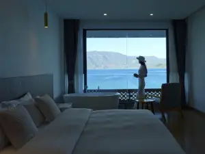 POSU | PANORAMIC LAKE・SLOW AESTHETIC RESORT (LUGU LAKE DALUOSHUI)