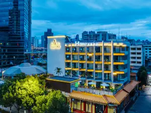 Mehood Hotel (Kunming Huochezhan Beijing Road Beiguangchang)