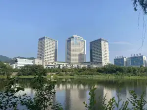 故鄉逢大飯店（二高店）