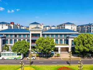 ZHEN YUAN SHANJU RESORT HOTEL