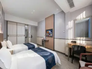 Luoyuan Jiafu Grand Hotel (Minyun Bus Terminal)