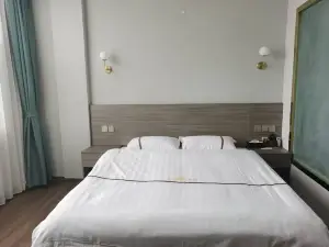 Shipingford Hotel (Longpeng Town)