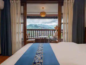 Xijiang Qiansu Homestay (Xijiang Qianhu Miao Village Scenic Area Observation Deck Branch)