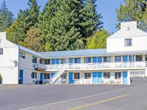 Capital O Stevenson Inn Riverside