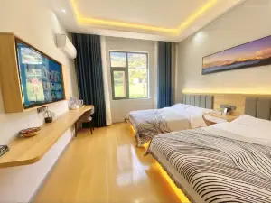 Deqin Meili Zhaohui Hotel
