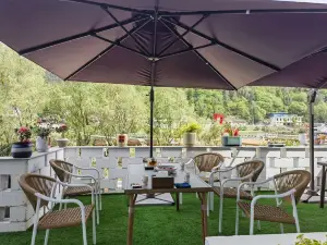 青山覓窗鄉村假日飯店HOLIDAYINN