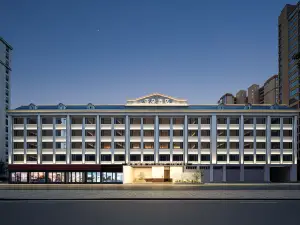 Xiantao Mian Street Yuantai Future City Yaduo Hotel