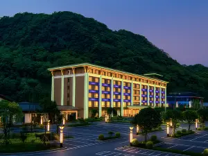 泊廷盐碘温泉酒店