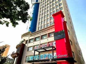 Xintianhe Grand Hotel (Yanqi Stadium)