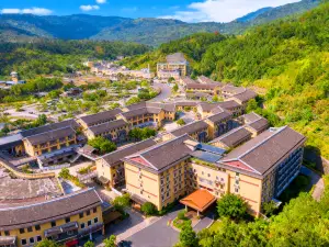 Fangyuan Holiday Hotel