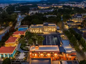 Yunfu Xinxing Sanye Hot Spring Hotel