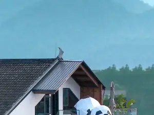Muyun Private Hot Spring Homestay